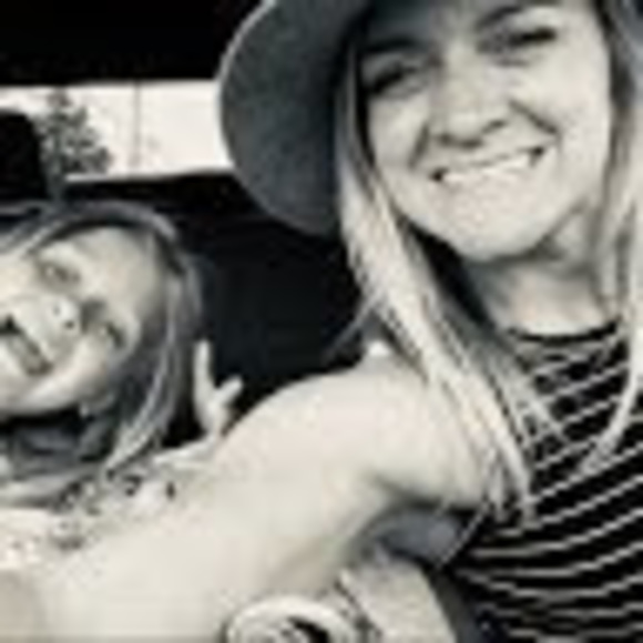 Meet your Posher, Krissy - Picture 1 of 1